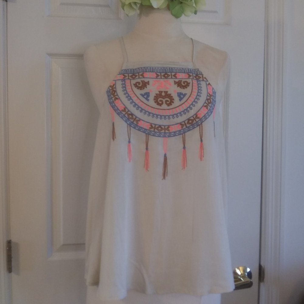 Flying Tomato | Embroidered Dreamcatcher on Cream Cami | S | New